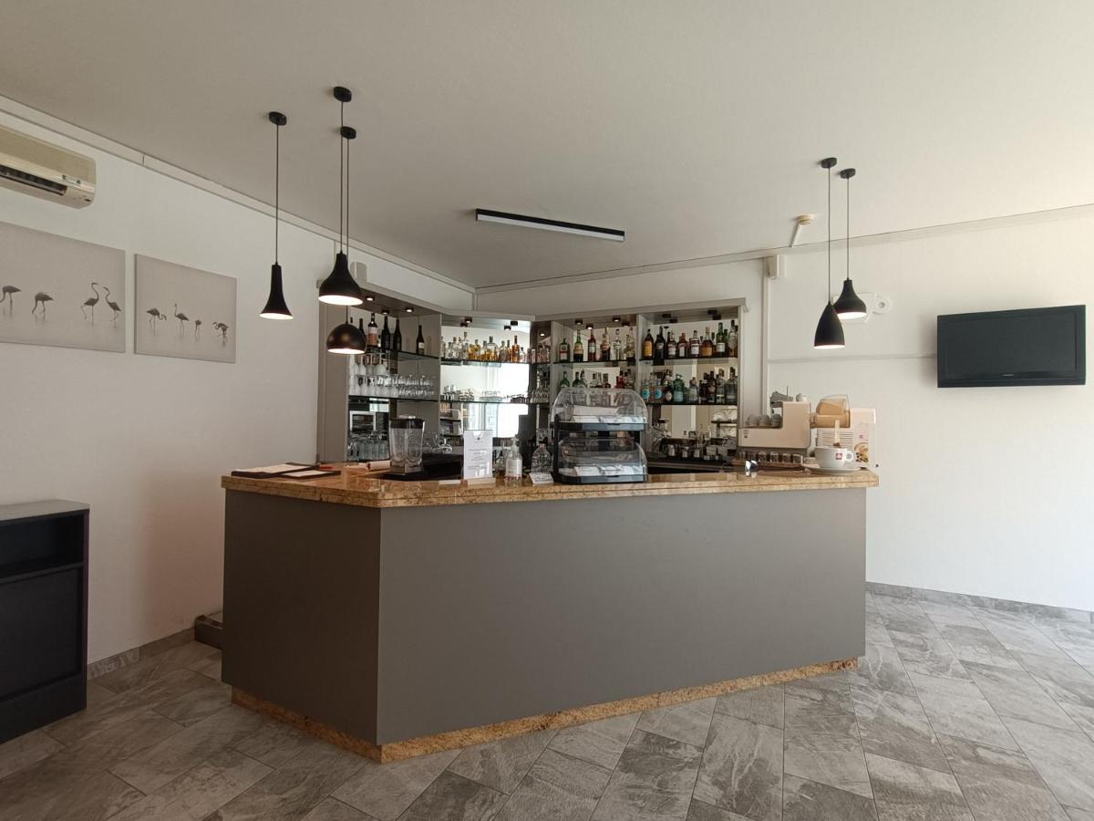 Hotel Ai Pini Grado Bagian luar foto