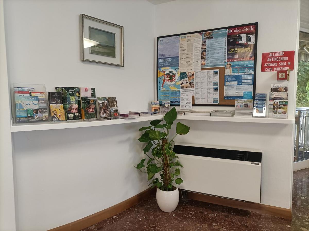 Hotel Ai Pini Grado Bagian luar foto